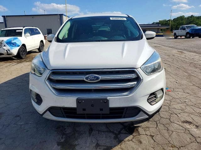 2017 FORD ESCAPE SE 5