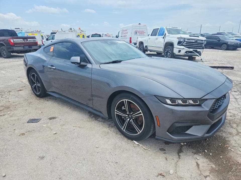 2024 FORD MUSTANG 4