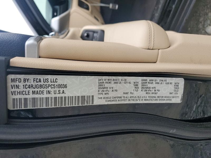 2023 JEEP GRAND CHEROKEE LIMITED 13