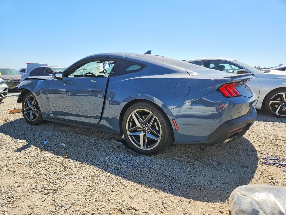 2024 FORD MUSTANG 2