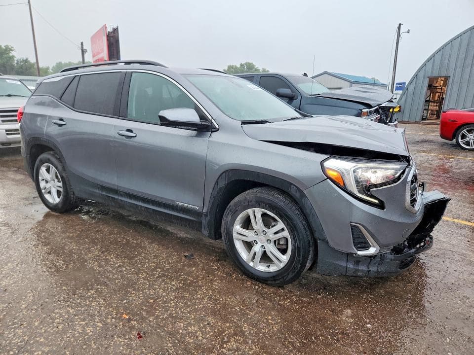 2020 GMC TERRAIN SLE 4