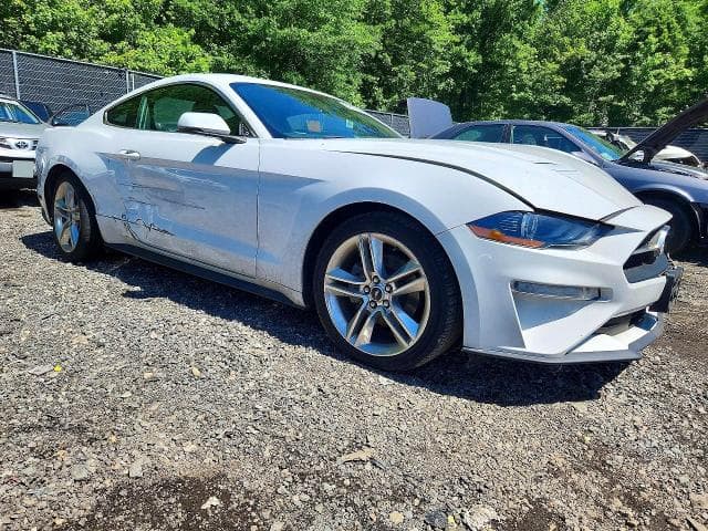 2019 FORD MUSTANG 4