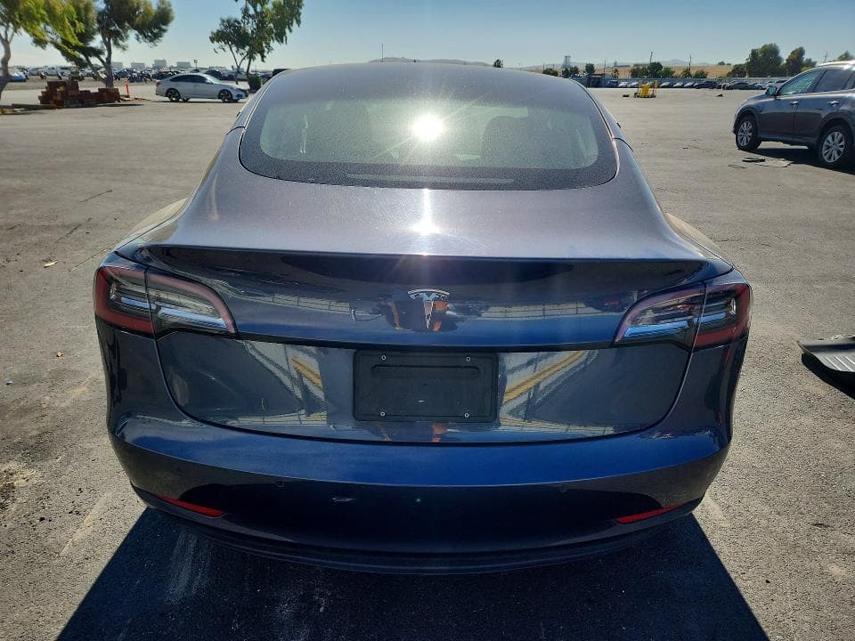 2022 TESLA MODEL 3 6