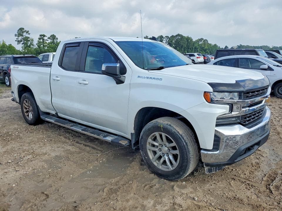 2019 CHEVROLET SILVERADO K1500 LT 4