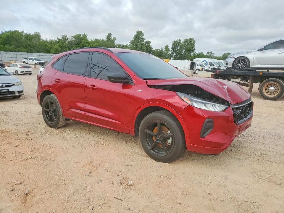 2023 FORD ESCAPE ST LINE 4
