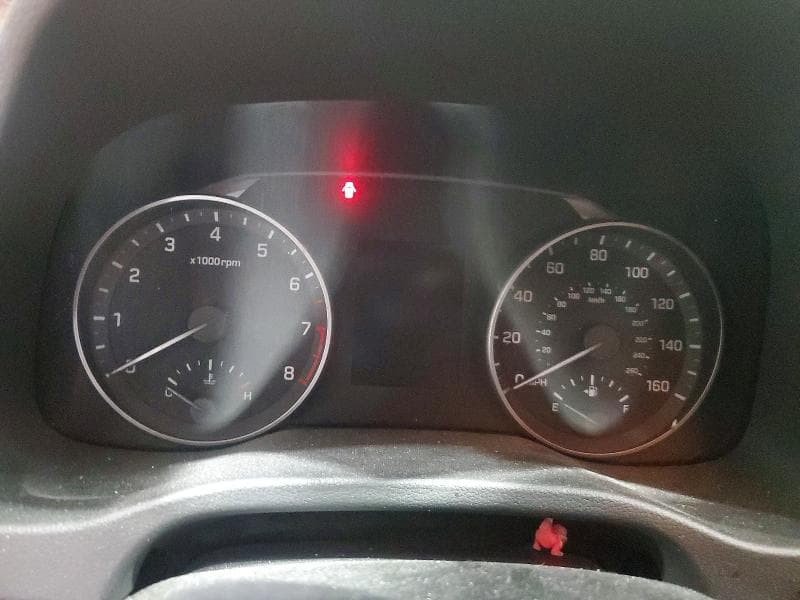 2017 HYUNDAI ELANTRA SE 9