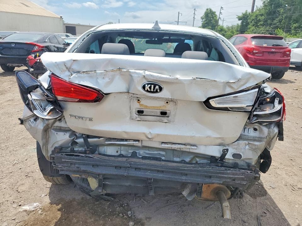 2017 KIA FORTE LX 6