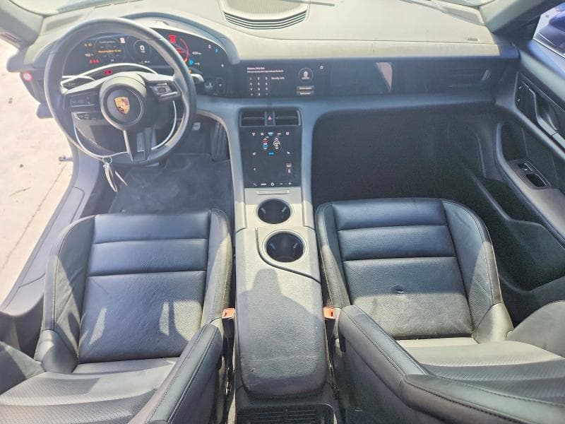 2022 PORSCHE TAYCAN 8
