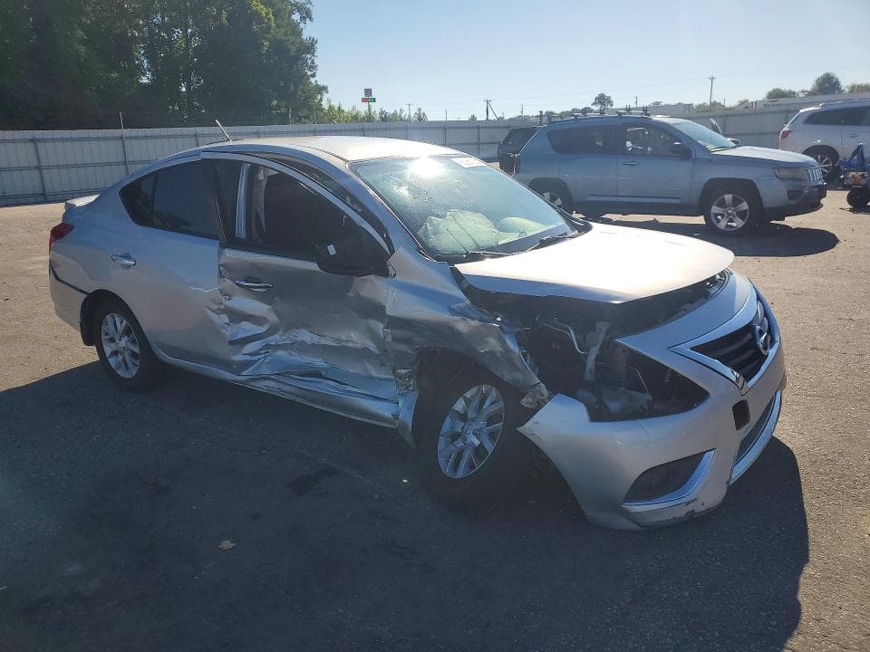 2017 NISSAN VERSA 1.6 S 4