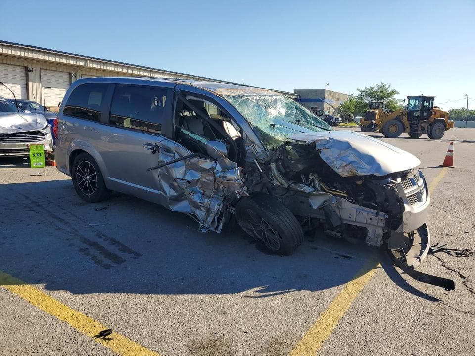 2019 DODGE GRAND CARAVAN GT 4
