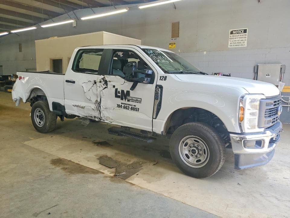 2024 FORD F250 SUPER DUTY 4