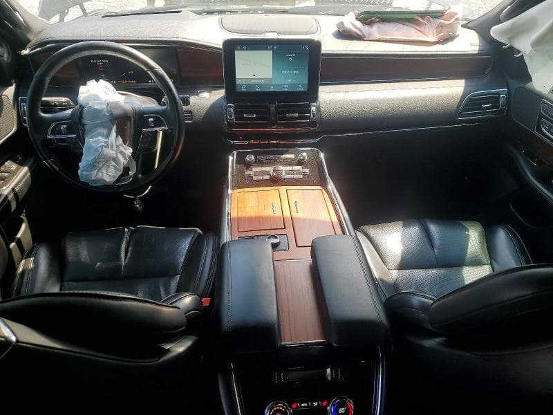 2019 LINCOLN NAVIGATOR SELECT 8