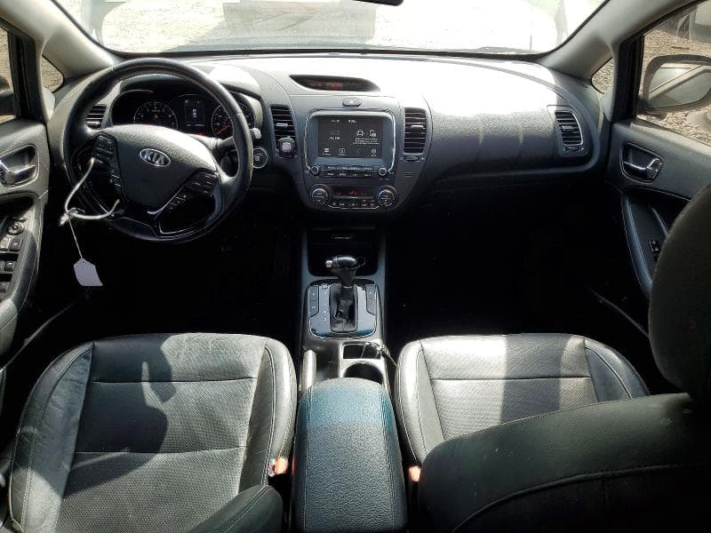 2017 KIA FORTE EX 8