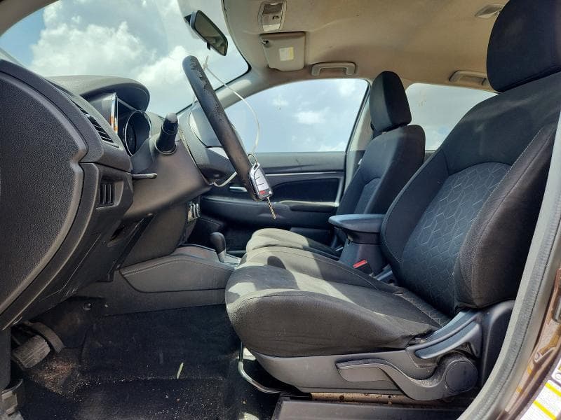 2020 MITSUBISHI OUTLANDER SPORT ES 7