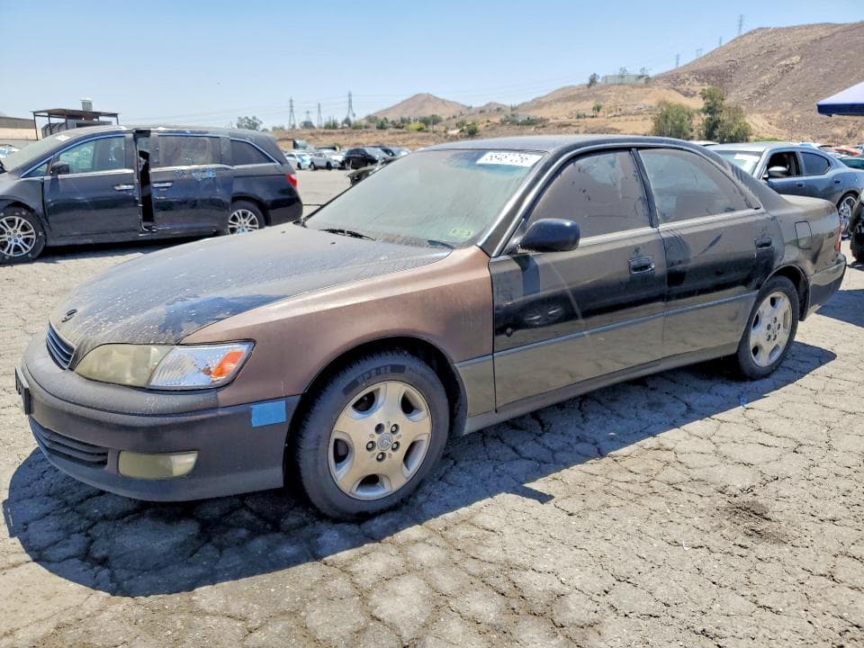 2000 LEXUS ES 300 - 1