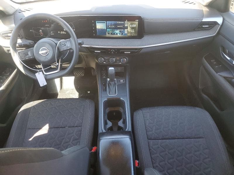 2025 NISSAN KICKS SV 8