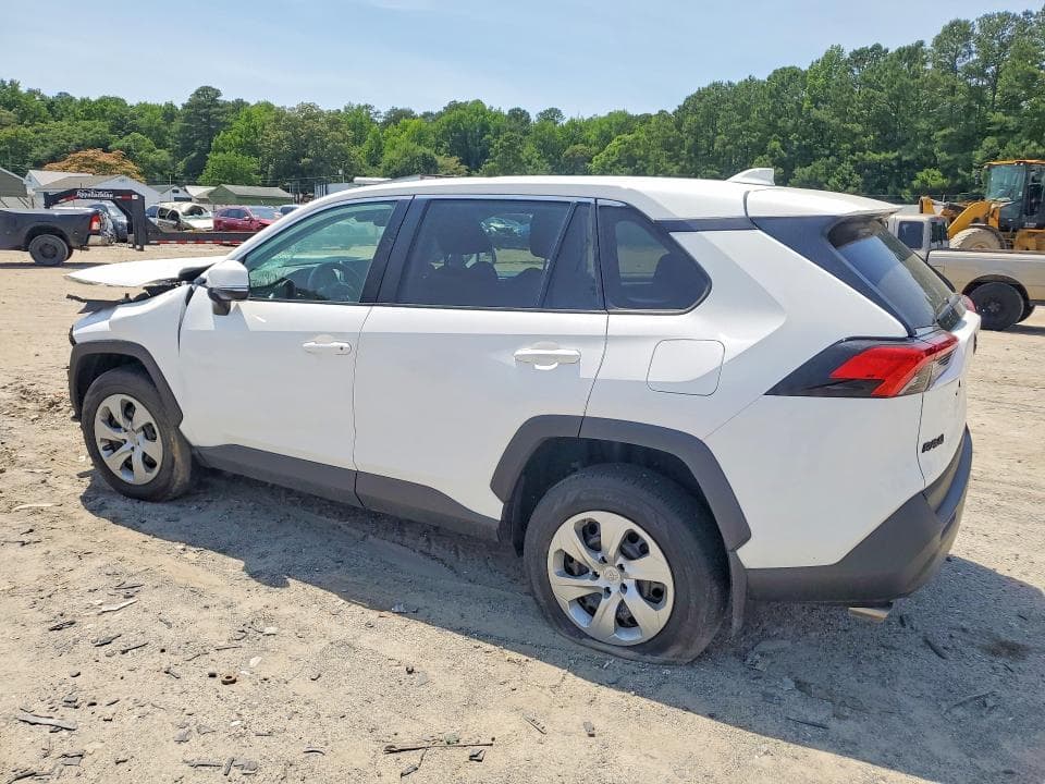 2023 TOYOTA RAV4 LE 2