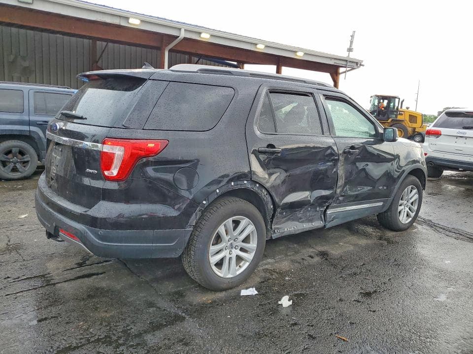 2019 FORD EXPLORER XLT 3