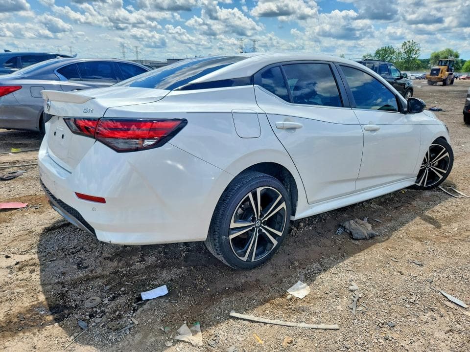 2020 NISSAN SENTRA SR 3