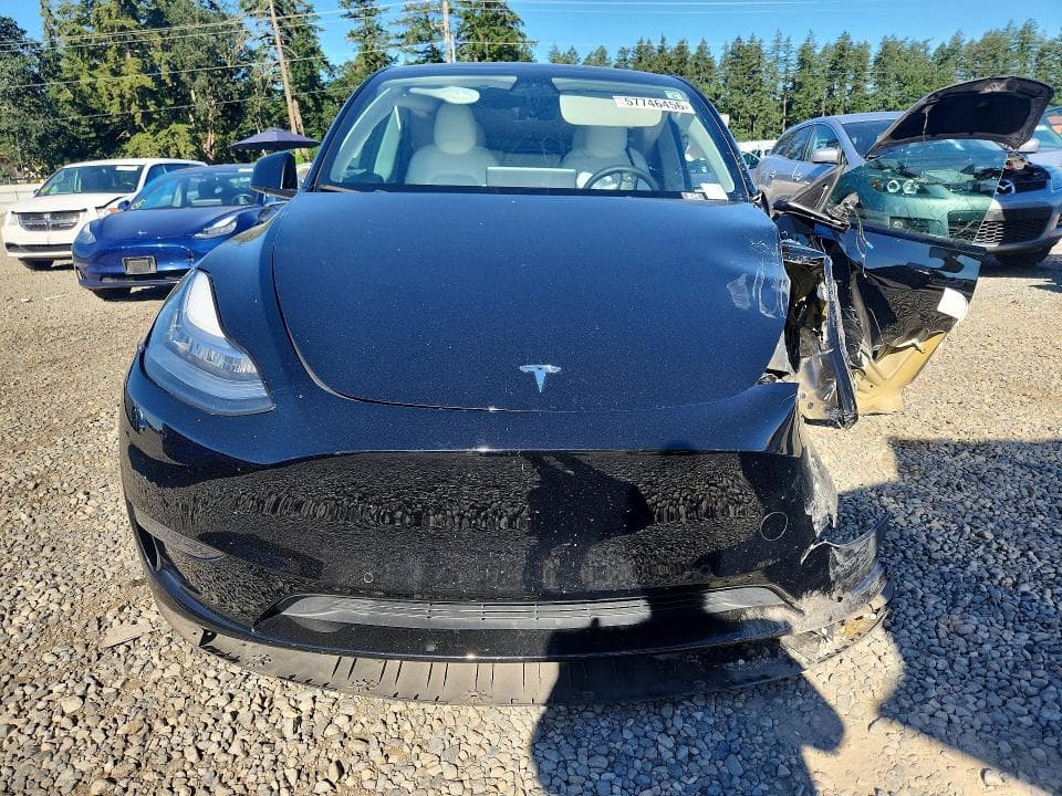 2022 TESLA MODEL Y 5