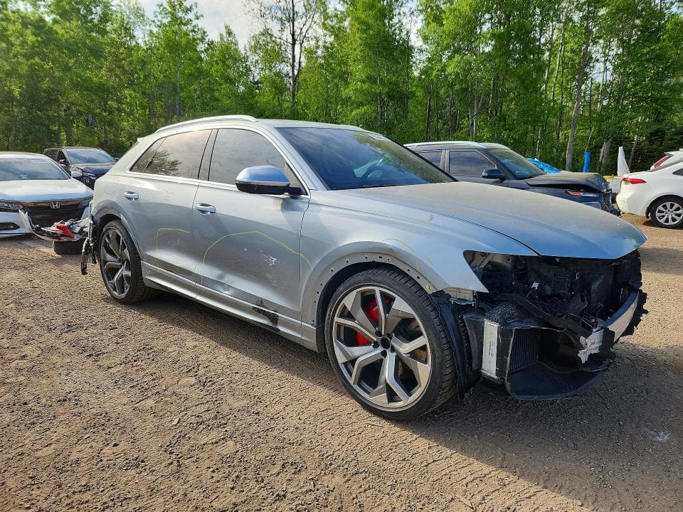 2023 AUDI RS Q8 4