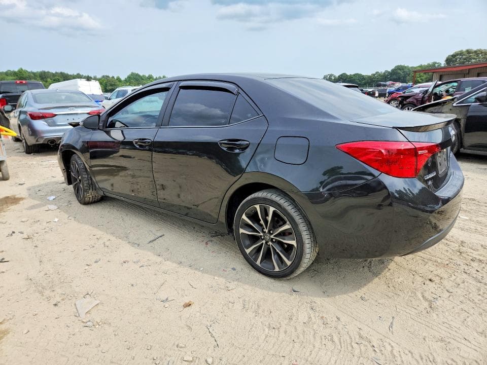2019 TOYOTA COROLLA SE 2