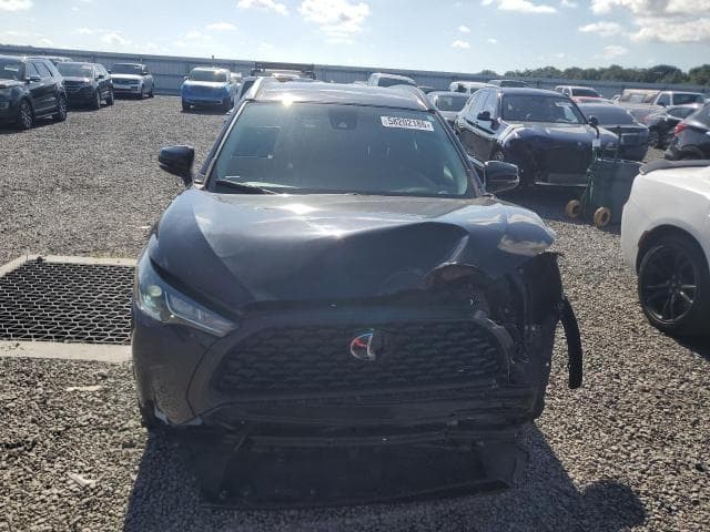 2022 TOYOTA COROLLA CROSS LE 5