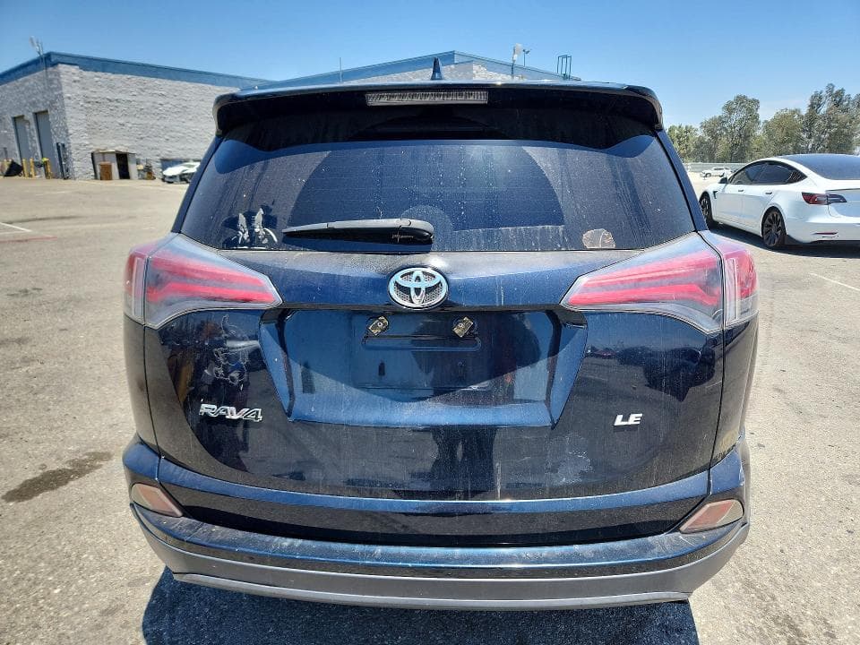2017 TOYOTA RAV4 LE 6