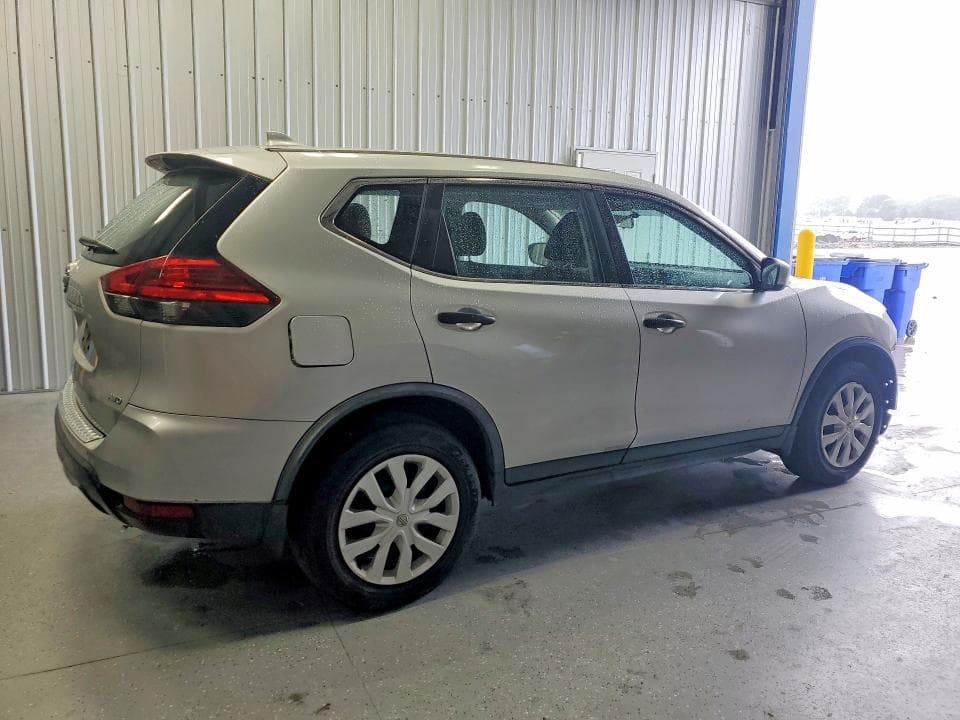 2017 NISSAN ROGUE S 3