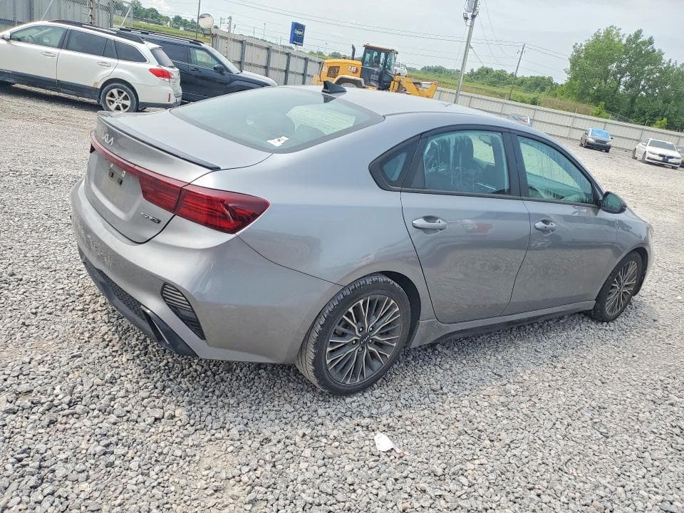 2024 KIA FORTE GT LINE 3