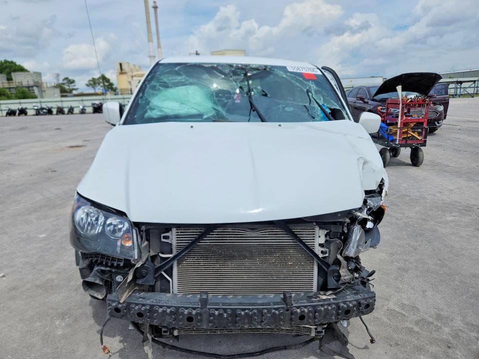 2018 DODGE GRAND CARAVAN SE 5