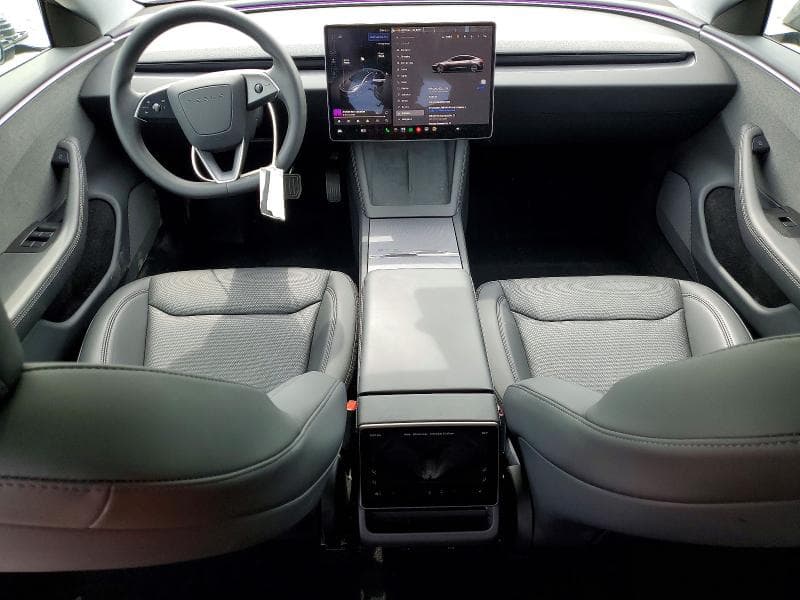 2025 TESLA MODEL 3 8