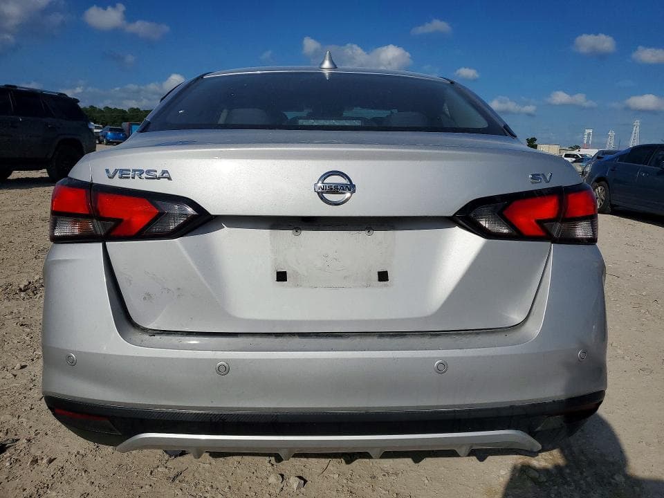 2020 NISSAN VERSA SV 6
