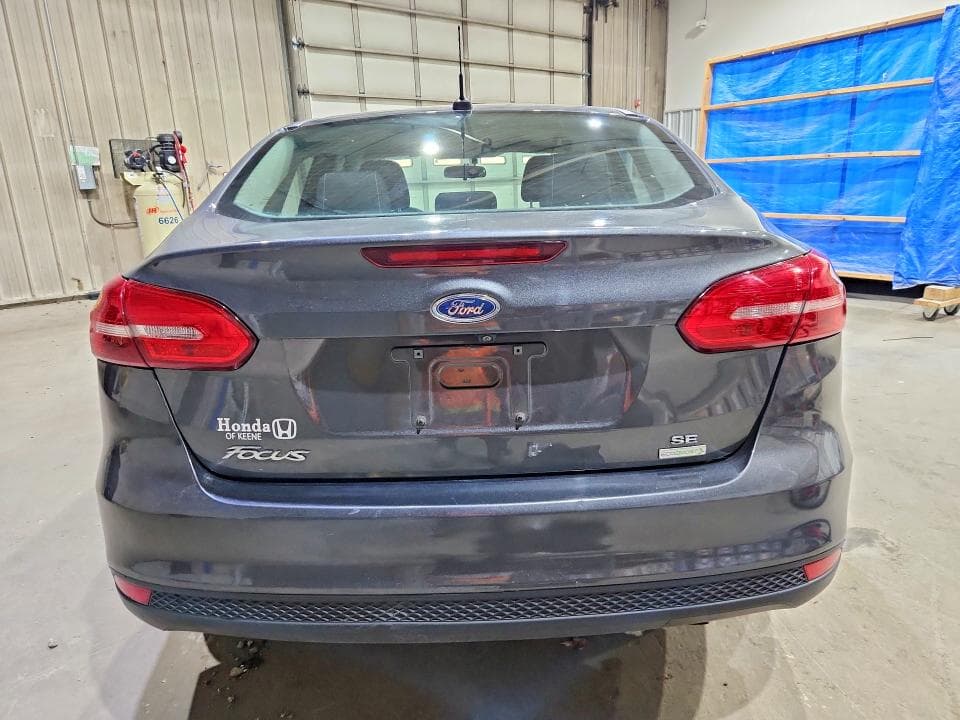 2017 FORD FOCUS SE 6