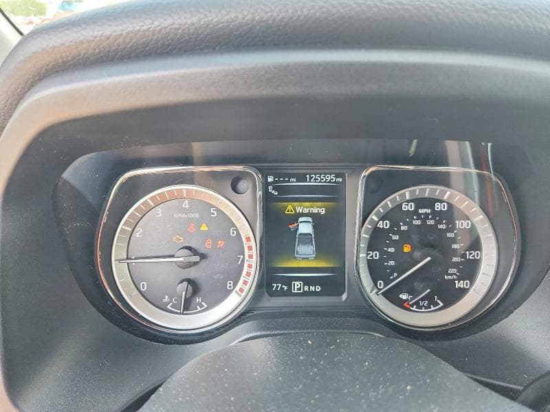 2017 NISSAN TITAN SV 9