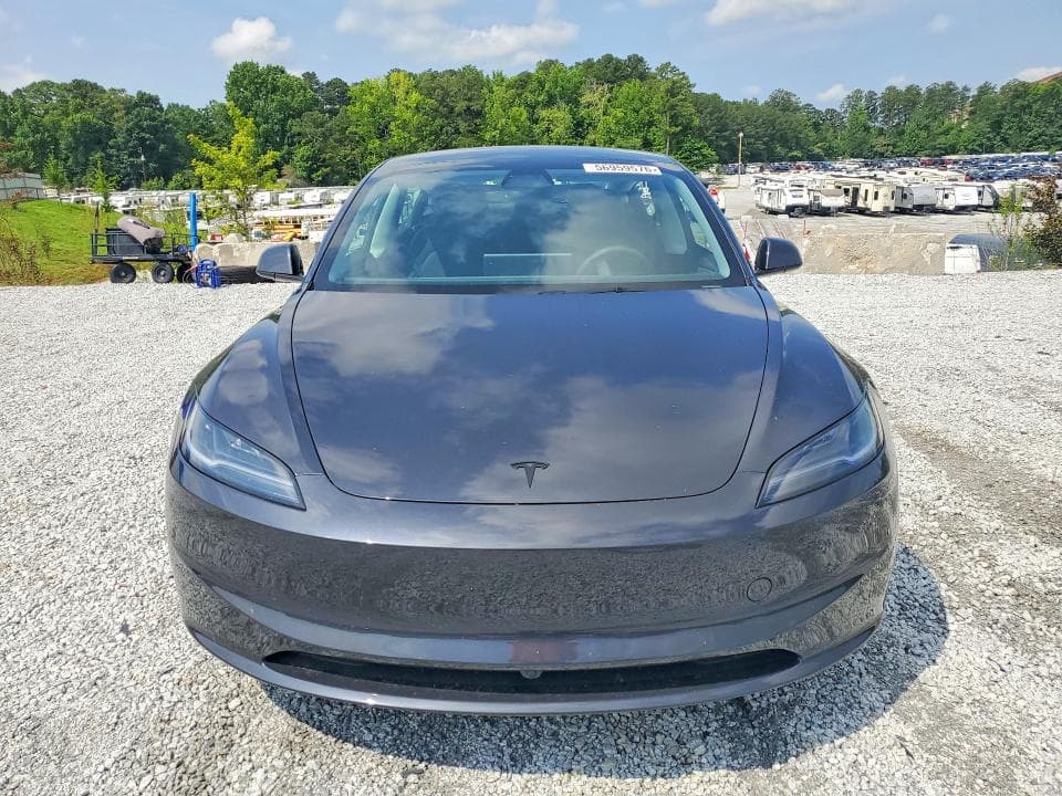 2026 TESLA MODEL 3 5