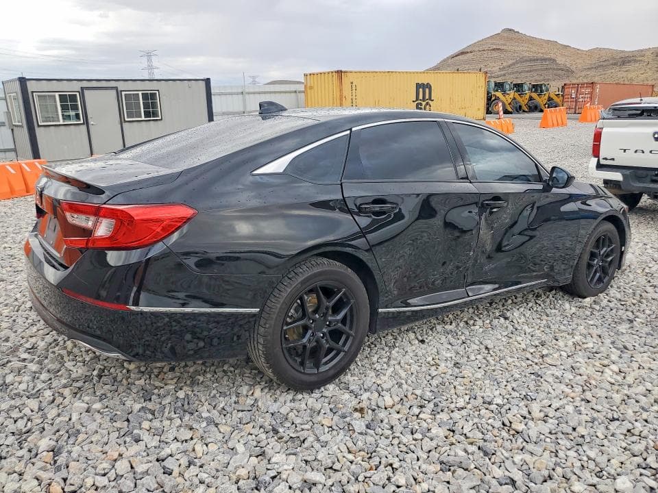 2018 HONDA ACCORD EX 3