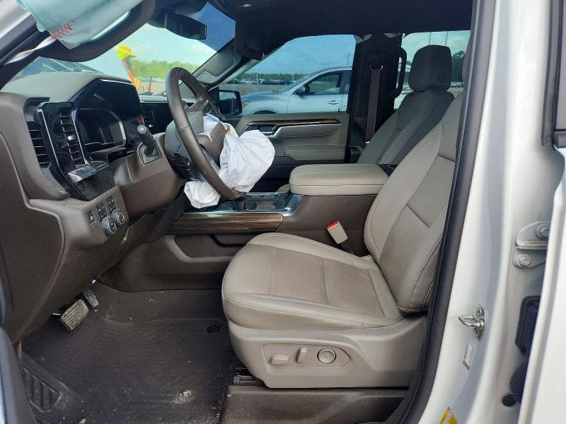 2025 CHEVROLET SILVERADO K1500 LT 7