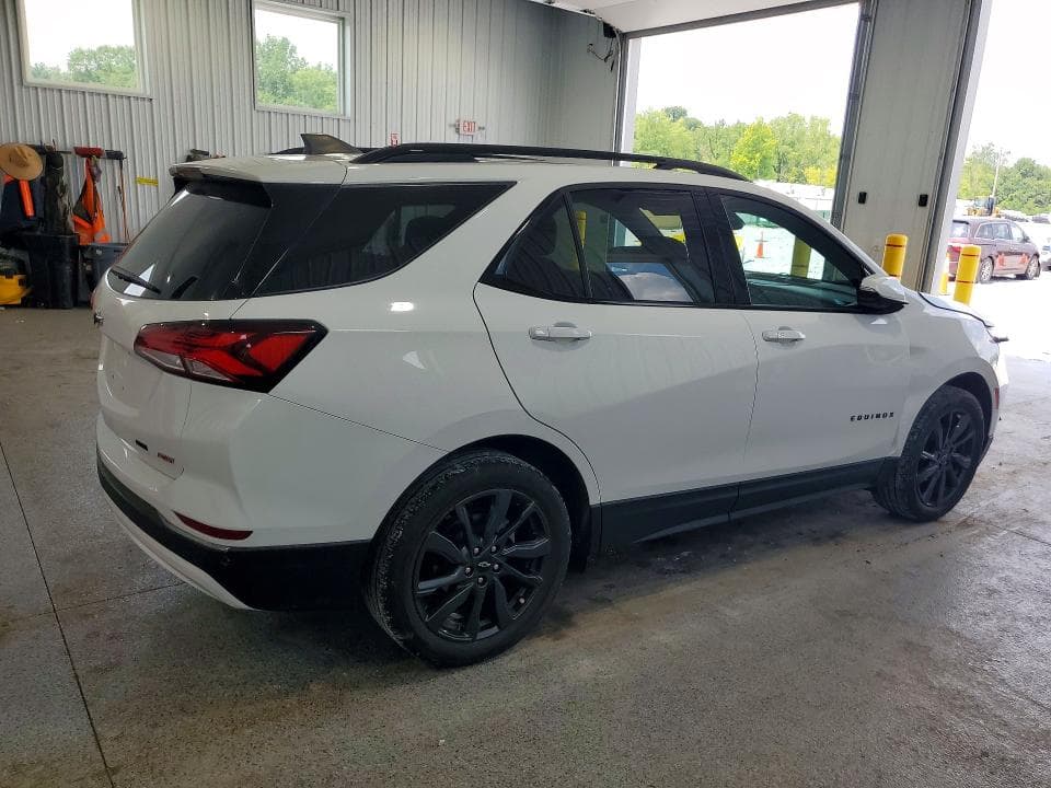 2022 CHEVROLET EQUINOX 3