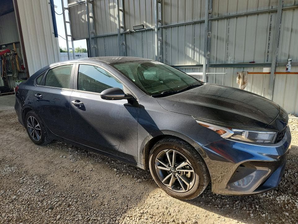 2024 KIA FORTE LXS 4