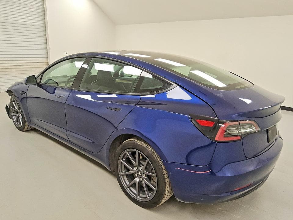 2022 TESLA MODEL 3 2