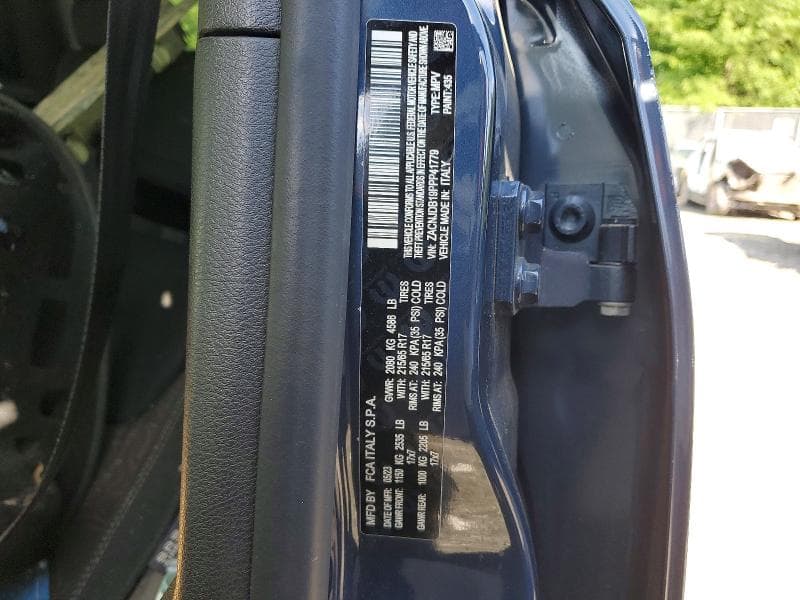 2023 JEEP RENEGADE LATITUDE 13
