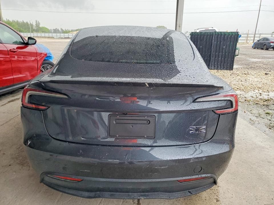 2026 TESLA MODEL 3 6