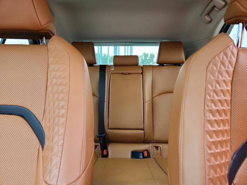 2020 LEXUS UX 250H 10