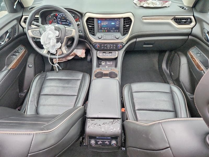 2021 GMC ACADIA DENALI 8