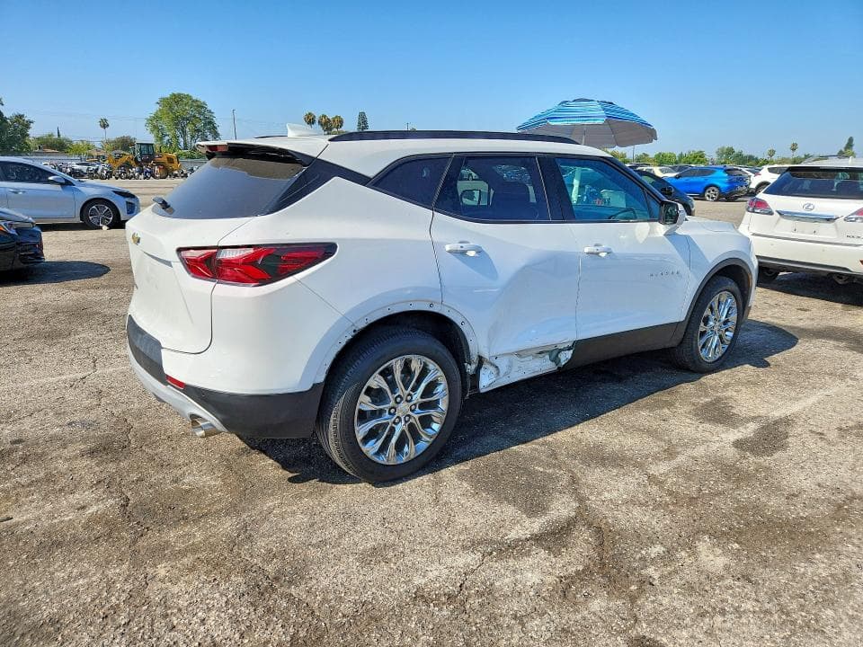 2021 CHEVROLET BLAZER 1LT 3