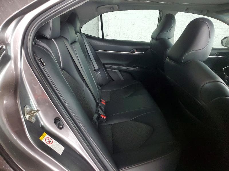 2019 TOYOTA CAMRY XSE 10
