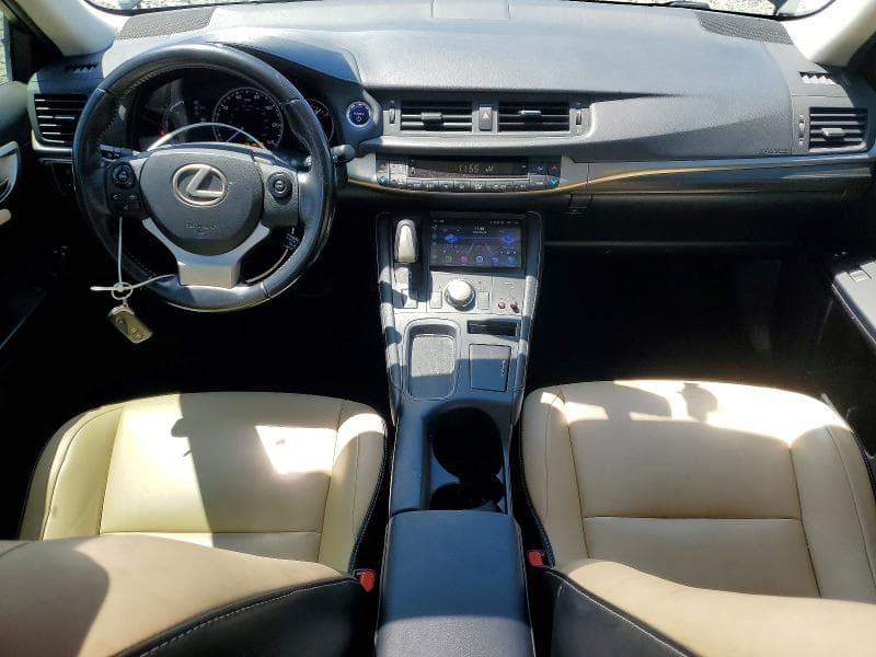 2017 LEXUS CT 200 8