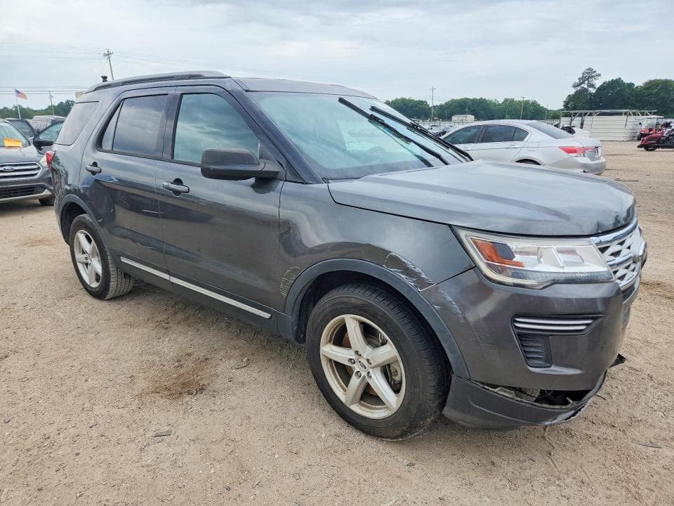 2019 FORD EXPLORER XLT 4