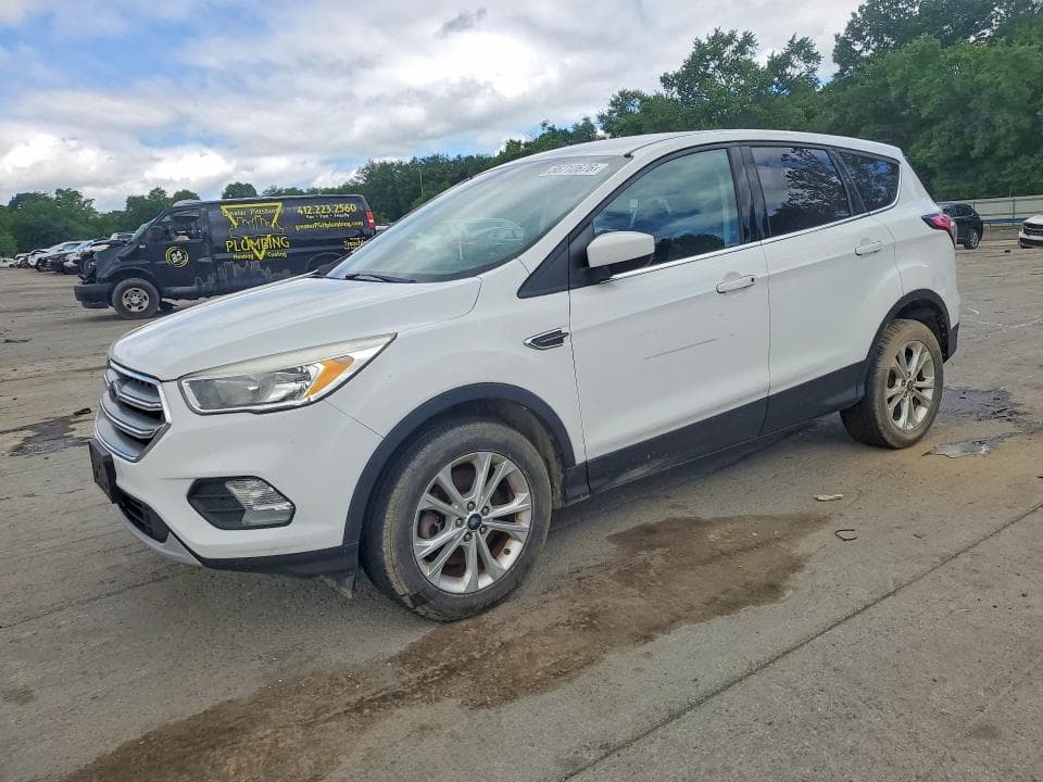 2017 FORD ESCAPE SE - 1